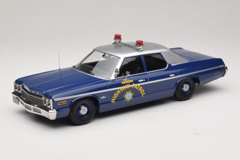 Dodge Monaco Nevada Highway Patrol Modra & Srebrna KK-Scale 1:18 KKDC181155 Kovina