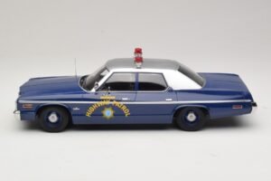 Dodge Monaco Nevada Highway Patrol Modra & Srebrna KK-Scale 1:18 KKDC181155 Kovina – slika 3 od 6
