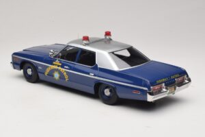 Dodge Monaco Nevada Highway Patrol Modra & Srebrna KK-Scale 1:18 KKDC181155 Kovina – slika 5 od 6