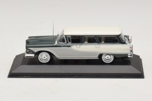 Edsel Bermuda Karavan Temno Zelena Bela Minichamps 1:43 400082013 Kovina