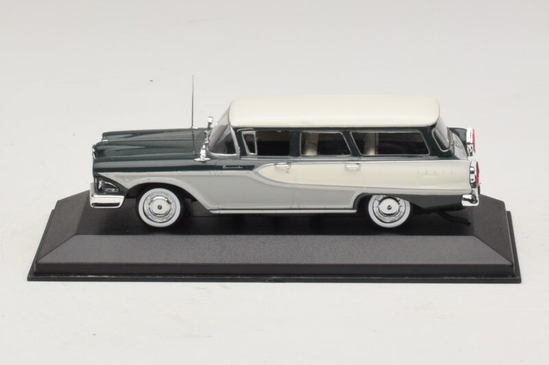 Edsel Bermuda Karavan Temno Zelena Bela Minichamps 1:43 400082013 Kovina