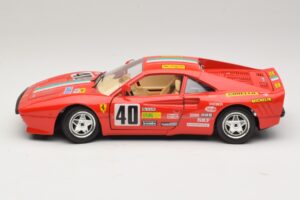 Ferrari 288 GTO #40 Rdeč Bburago 1:18 3027-P4 Kovina – slika 4 od 8