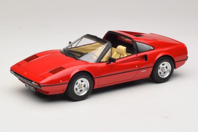 Ferrari 308 GTS Rdeč MCG 1:18 MCG18171 Kovina