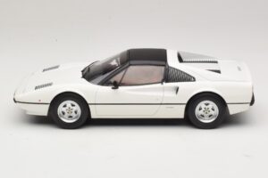 Ferrari 308 GTS Bel MCG 1:18 MCG18664 Kovina – slika 3 od 6