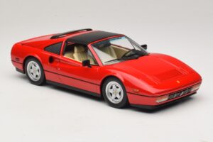 Ferrari 328 GTS Različica US Rdeč Beverly Hills Cop II Z Bež Notranjostjo KK-Scale 1:18 KKDC181701 Kovina – slika 5 od 7