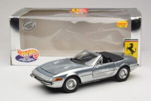 Ferrari 365 GTS Chrome Silver Hot Wheels 1:18 25738 Kovina – slika 8 od 8