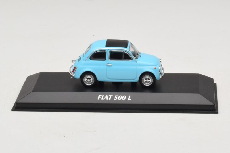 Fiat 500 L Moder Maxichamps 1:43 940121601 Diecast