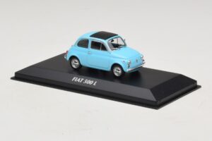 Fiat 500 L Moder Maxichamps 1:43 940121601 Diecast – slika 3 od 5