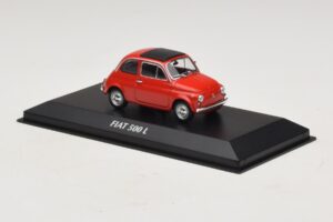Fiat 500 L Rdeč Maxichamps 1:43 940121600 Diecast – slika 3 od 5