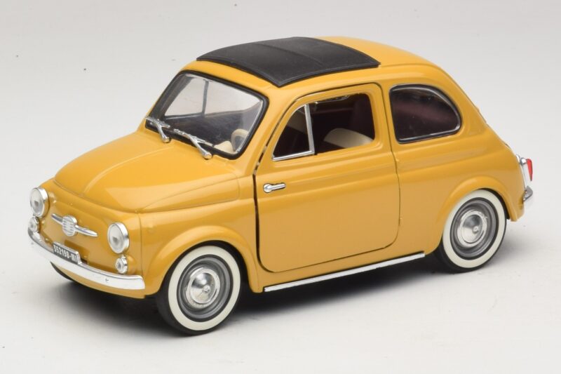 Fiat 500 Rumen Solido 1:18 8042 Kovina