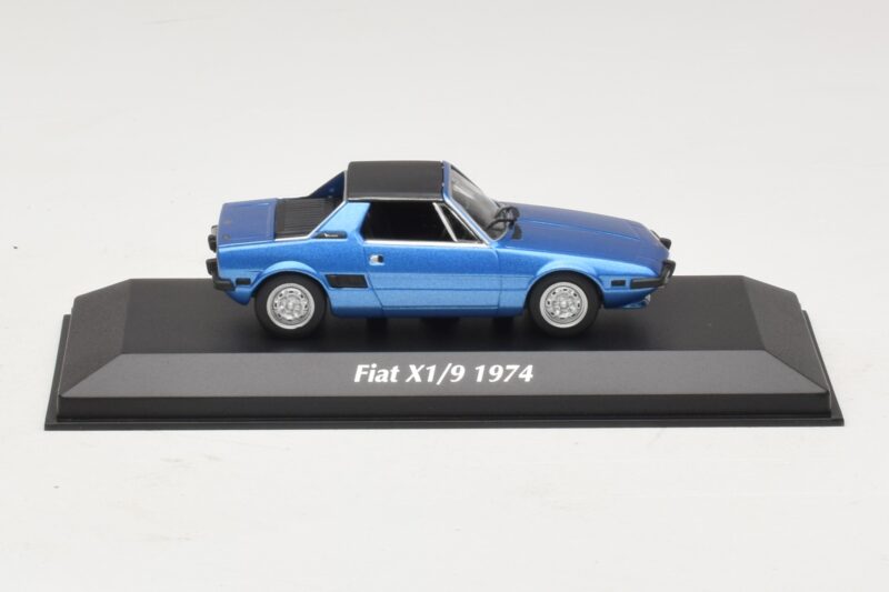 Fiat X1/9 Modra Maxichamps 1:43 940121661 Kovina