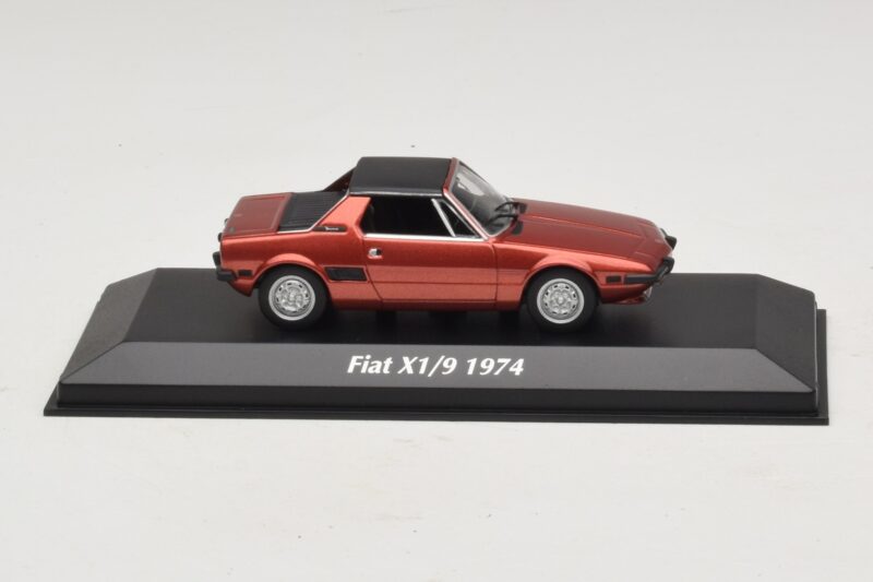 Fiat X1/9 Rdeč Maxichamps 1:43 940121662 Diecast