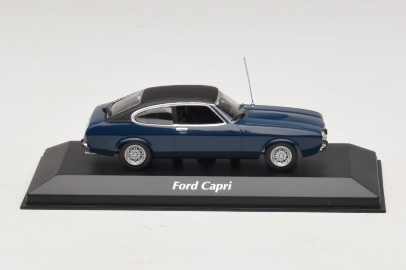 Ford Capri II Temno Moder Maxichamps 1:43 940081201 Diecast