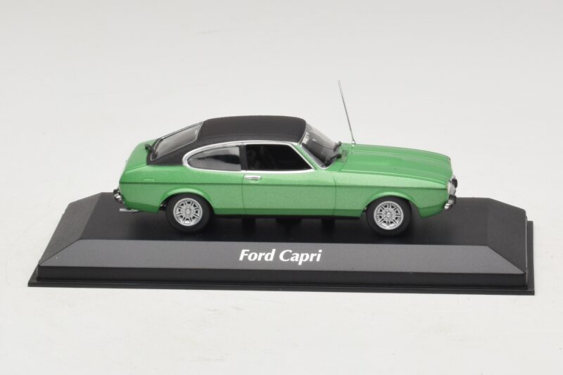 Ford Capri II Zelena Metalik Maxichamps 1:43 940081200 Diecast