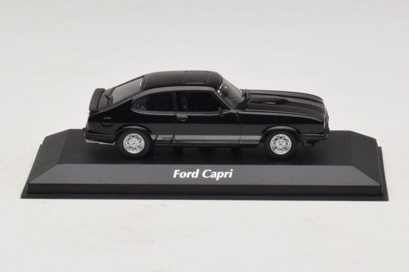 Ford Capri III Črn Maxichamps 1:43 940082220 Diecast