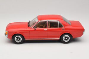Ford Consul Rdeč MCG 1:18 MCG18568 Kovina – slika 3 od 6