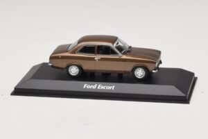Ford Escort Mk1 Rjava Metalik Maxichamps 1:43 940081000 Kovina
