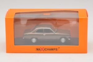 Ford Escort Mk1 Rjava Metalik Maxichamps 1:43 940081000 Kovina – slika 5 od 5