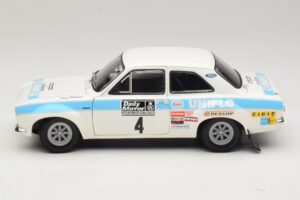 Ford Escort Mk1 RS1600 #4 R. Clark / T. Mason Winners RAC Rally 1972 Minichamps 1:18 100728104 Kovina – slika 4 od 8