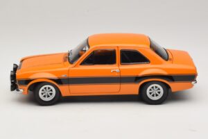 Ford Escort Mk1 RS1600 AVO Oranžna S Črnimi Progami Minichamps 1:18 100688104 Kovina – slika 4 od 8