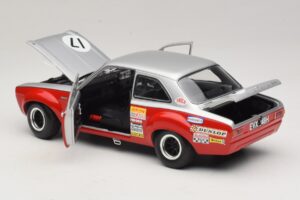 Ford Escort Mk1 TC #17 Stewart / C. Craft RAC Tourist Trophy Silverstone 1970 Minichamps 1:18 100708117 Kovina – slika 5 od 8