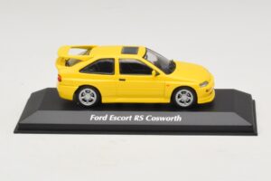 Ford Escort RS Cosworth Rumen Maxichamps 1:43 Ford Escort RS Cosworth Rumen Maxichamps 1:43 940082101 Diecast