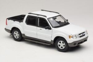 Ford Explorer Sport Trac Bela Maisto 1:18 36891 Kovina – slika 6 od 8