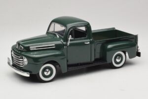 Ford F-1 Zelena Road Legends 1:18 92218 Kovina