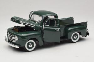 Ford F-1 Zelena Road Legends 1:18 92218 Kovina – slika 2 od 8
