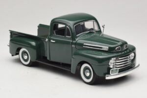 Ford F-1 Zelena Road Legends 1:18 92218 Kovina – slika 6 od 8