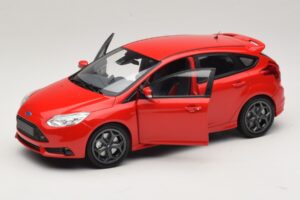 Ford Focus ST Mk2 Rdeča Minichamps 1:18 110082002 Kovina – slika 2 od 8
