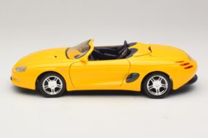 Ford Mustang Mach III Kabriolet Rumen Maisto 1:18 32815 Kovina – slika 4 od 8