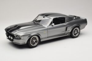Ford Mustang Shelby GT500 Eleanor Siva Metalik & Črn KK-Scale 1:12 Ford Mustang Shelby GT500 Eleanor Siva Metalik & Črn KK-Scale 1:12 KKDC120171 Kovina