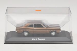 Ford Taunus TC Rjava Metalik Maxichamps 1:43 940081300 Diecast – slika 4 od 5