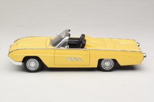 Ford Thunderbird Kabriolet Rumen Anson 1:18 30334-P1 Kovina – slika 4 od 8