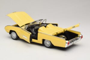 Ford Thunderbird Kabriolet Rumen Anson 1:18 30334-P1 Kovina – slika 5 od 8
