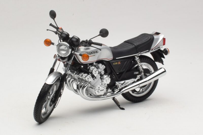 Honda CBX 1000 Srebrna Minichamps 1:12 08MDM-CBX-810A Kovina