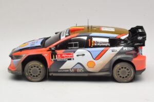 Hyundai i20 N Rally1 #1 T. Neuville / M. Wydaeghe Rally Portugal 2025 IXO 1:18 18RMC251B Kovina – slika 3 od 6