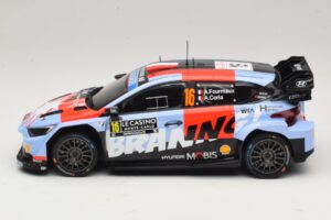 Hyundai i20 N Rally1 #16 A. Fourmaux / A. Coria Rally Monte Carlo 2026 IXO 1:18 18RMC270A Kovina – slika 3 od 6