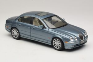 Jaguar S-Type X200 Moder Maisto 1:18 31865 Kovina – slika 6 od 8