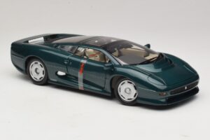 Jaguar XJ220 Zelena Metalik Maisto 1:18 31807 Kovina – slika 6 od 8