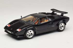 Lamborghini Countach 5000 Quattrovalvole Črn Bburago 1:18 3337 Kovina