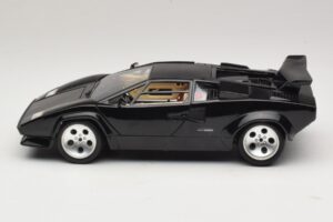 Lamborghini Countach 5000 Quattrovalvole Črn Bburago 1:18 3337 Kovina – slika 4 od 8