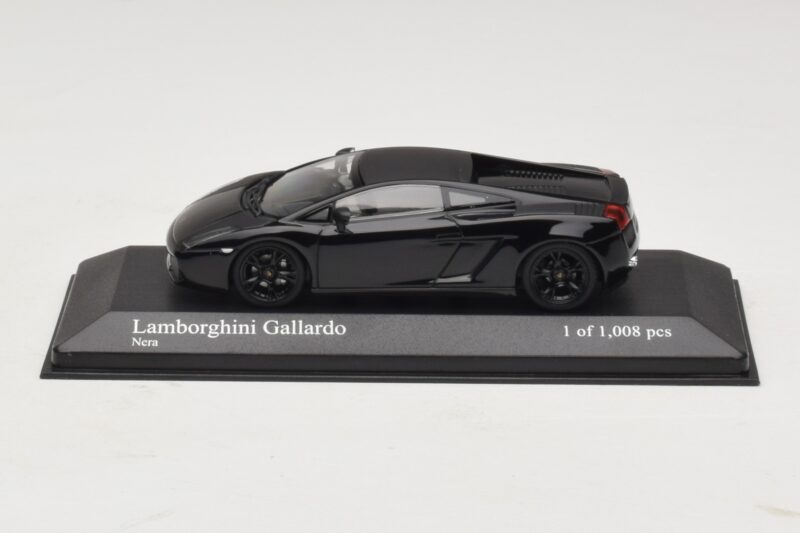 Lamborghini Gallardo Črn Minichamps 1:43 Lamborghini Gallardo Črn Minichamps 1:43 400103504 Kovina