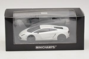 Lamborghini Gallardo LP550-2 Tricolore Bel Minichamps 1:43 400103801 Kovina – slika 5 od 5