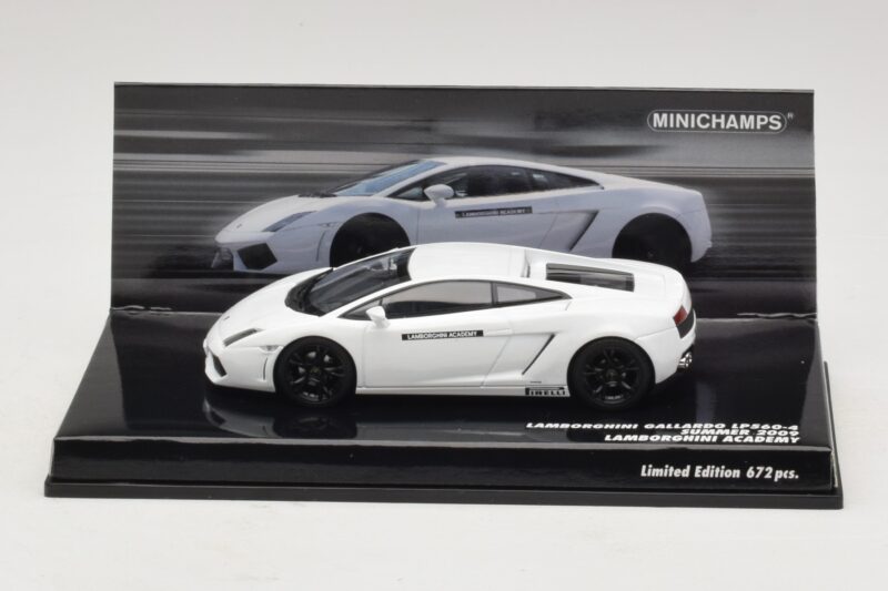 Lamborghini Gallardo LP560-4 Academy Bel Minichamps 1:43 436103801 Kovina