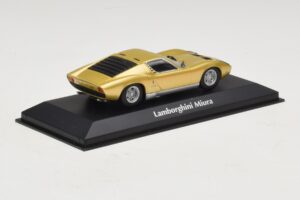 Lamborghini Miura P400 Zlat Maxichamps 1:43 940103002 Diecast – slika 2 od 5