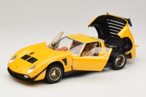 Lamborghini Miura SVR Rumen & Črn Kyosho 1:18 08319GY Kovina – slika 2 od 8