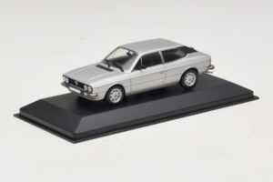Lancia Beta HPE Srebrn Minichamps 1:43 400125711 Kovina – slika 2 od 5