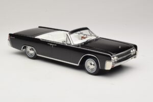 Lincoln Continental Convertible Črn Bad Boys KK-Scale 1:18 KKDC181521 Kovina – slika 5 od 7